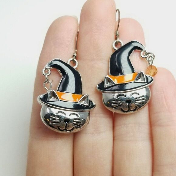 Vintage Cute Halloween Cat Dangle Earrings, Witches Hat, Enamel, Silver Tone - Picture 1 of 6